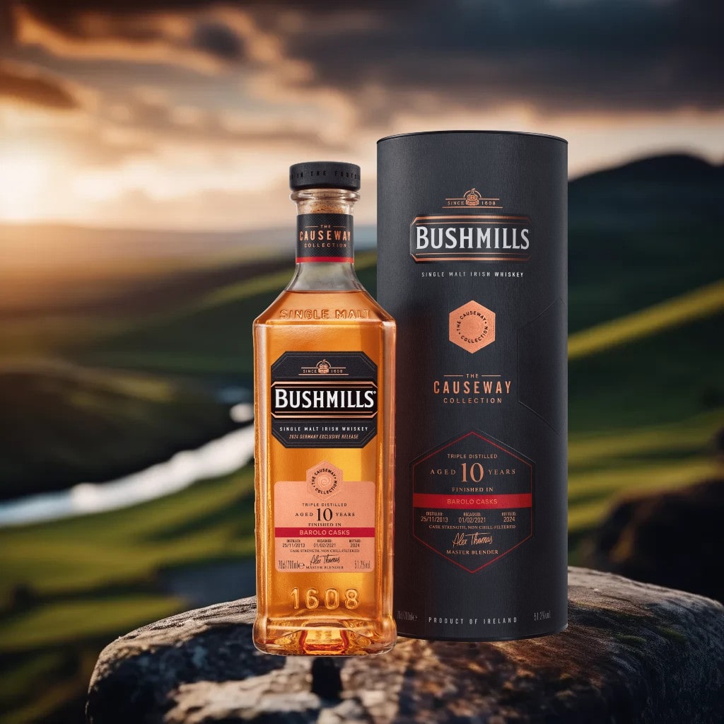 Bushmills mit irischer Landschaft 3 min